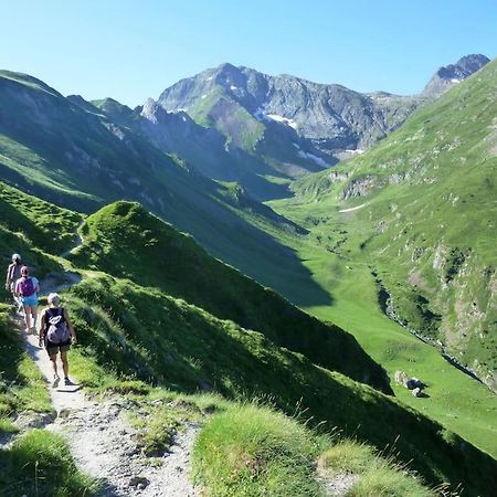 Appartement T4 8 Couchages Spacieux Et Cosy Au Pied Des Pistes Genos ภายนอก รูปภาพ