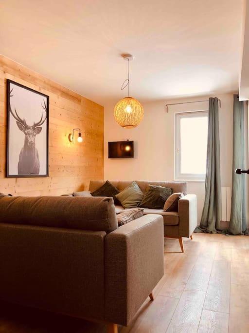 Appartement T4 8 Couchages Spacieux Et Cosy Au Pied Des Pistes Genos ภายนอก รูปภาพ