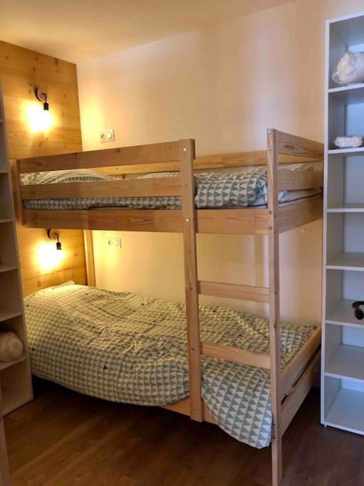 Appartement T4 8 Couchages Spacieux Et Cosy Au Pied Des Pistes Genos ภายนอก รูปภาพ