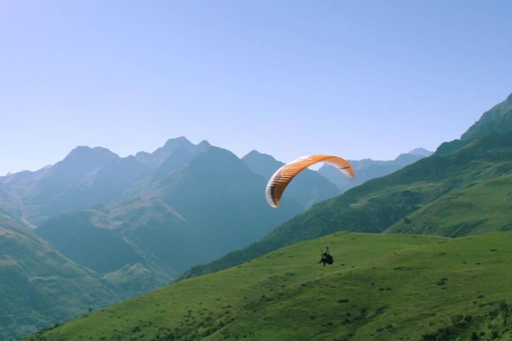 Appartement T4 8 Couchages Spacieux Et Cosy Au Pied Des Pistes Genos ภายนอก รูปภาพ